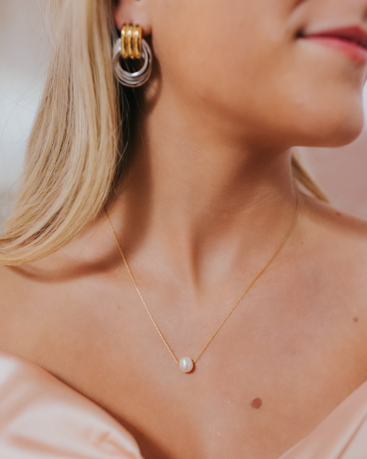 The June Necklace in Gold