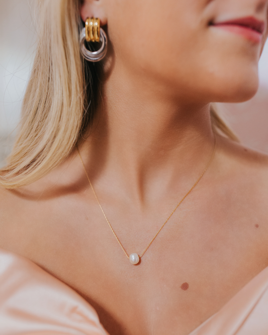 The June Necklace in Gold