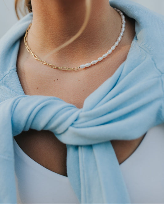 The Maggie Pearl and Gold Necklace