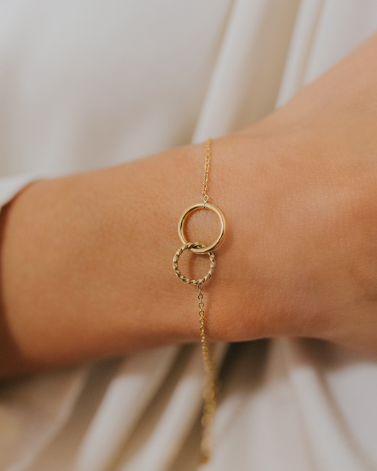 The Mia Bracelet