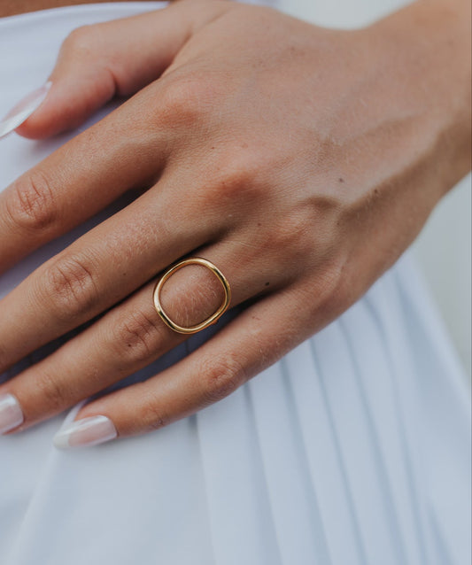 The Molly Circle Ring