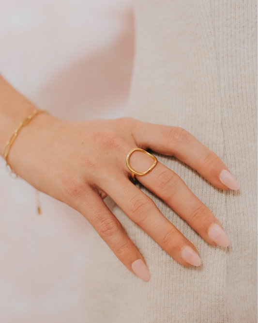 The Molly Circle Ring