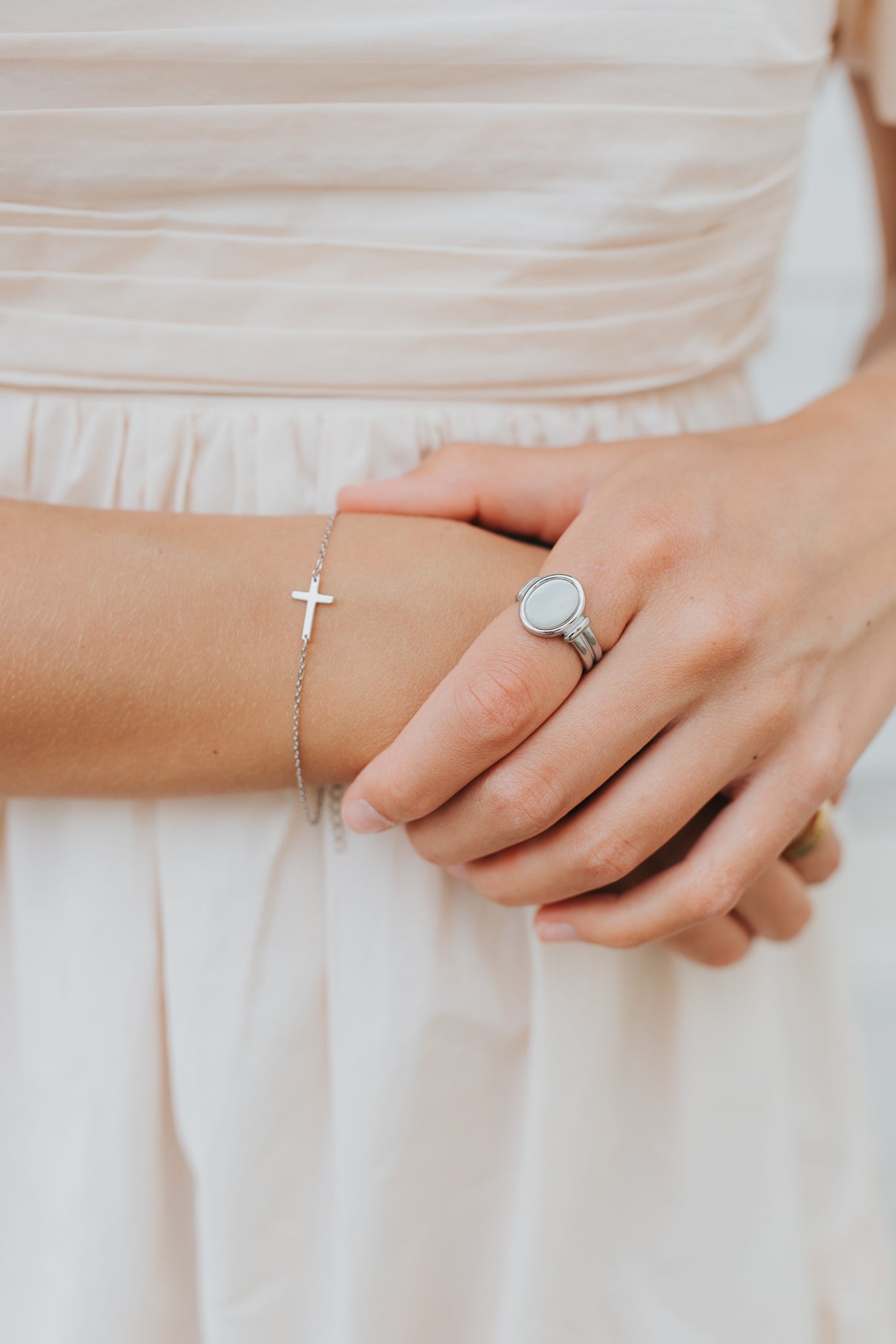 The Cross Bracelet in Silver