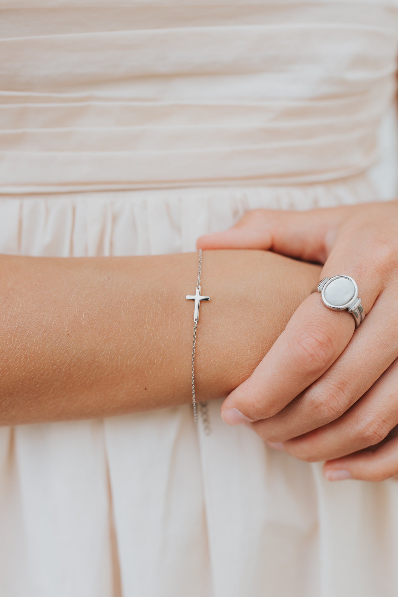 The Cross Bracelet in Silver