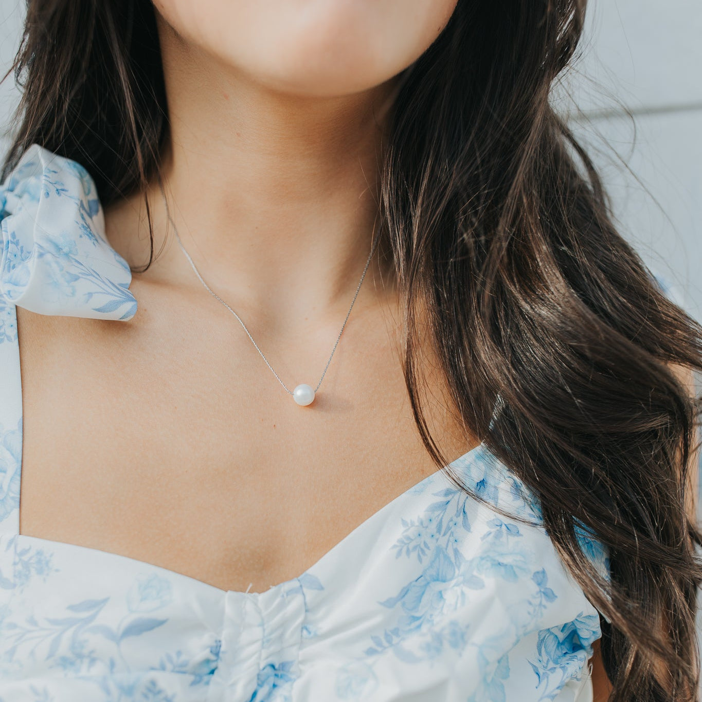 The June Necklace in Silver